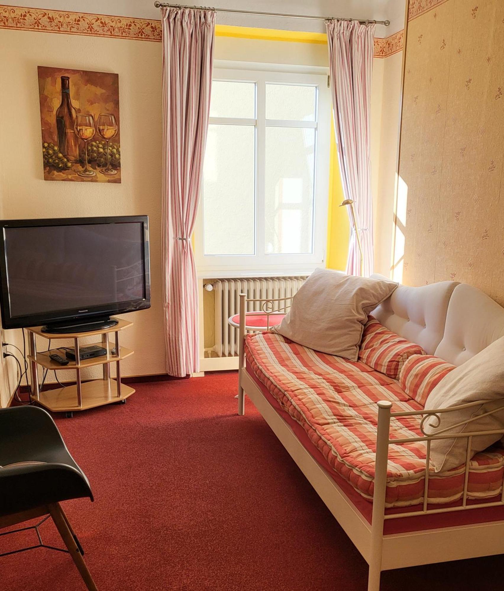 Mosel-Landhaus Am Moselufer B&B Briedern Екстер'єр фото