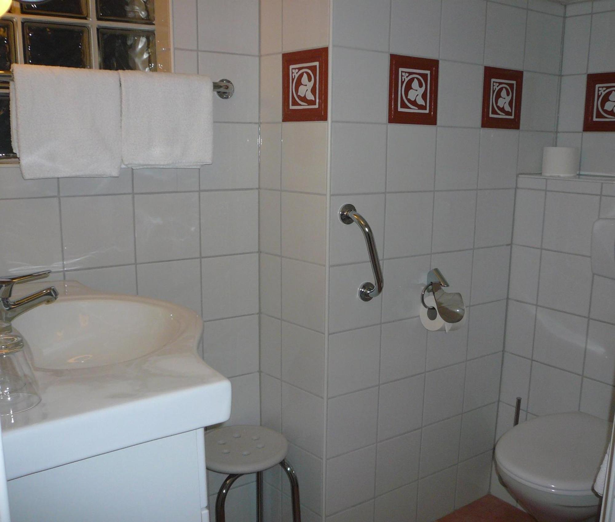 Mosel-Landhaus Am Moselufer B&B Briedern Екстер'єр фото